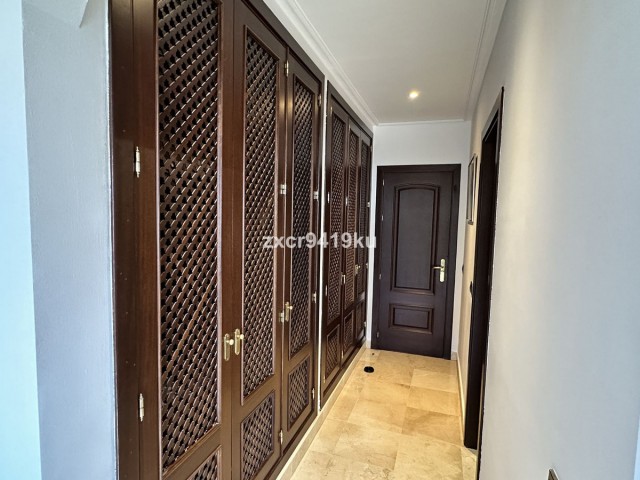 2 Bedrooms Apartment in La Mairena