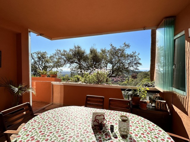 2 Bedrooms Apartment in La Mairena