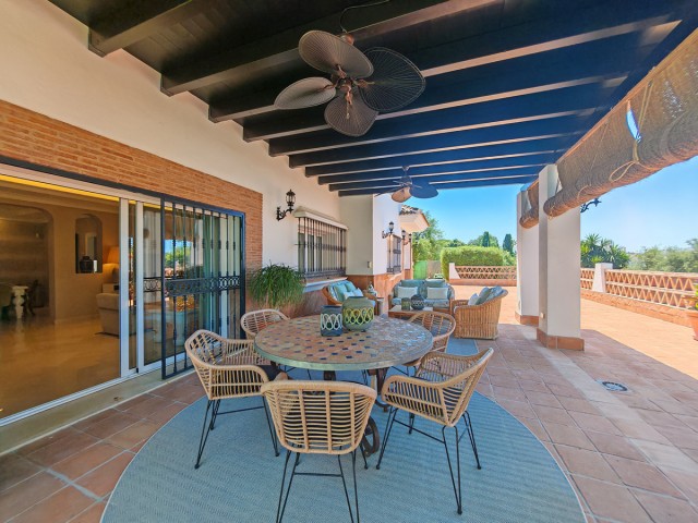 4 Sovrums Villa i Elviria