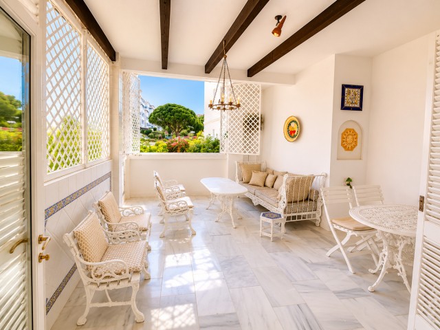 2 Makuuhuoneen Huoneisto Puerto Banús