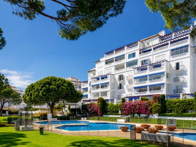 2 Makuuhuoneen Huoneisto Puerto Banús