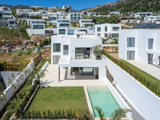 Villa avec 4 Chambres  à Mijas