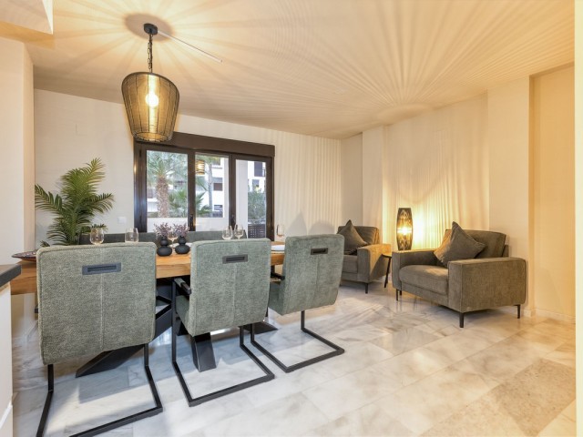 Maison mitoyenne avec 4 Chambres  à Mijas Costa