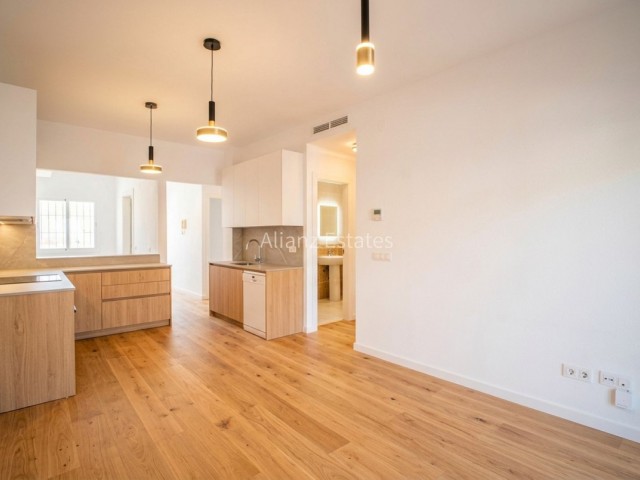 Penthouse avec 2 Chambres  à Torrequebrada