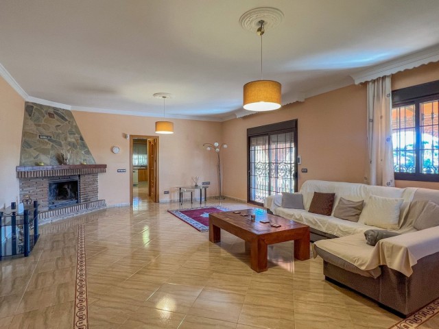 Villa, Mijas, R4257535