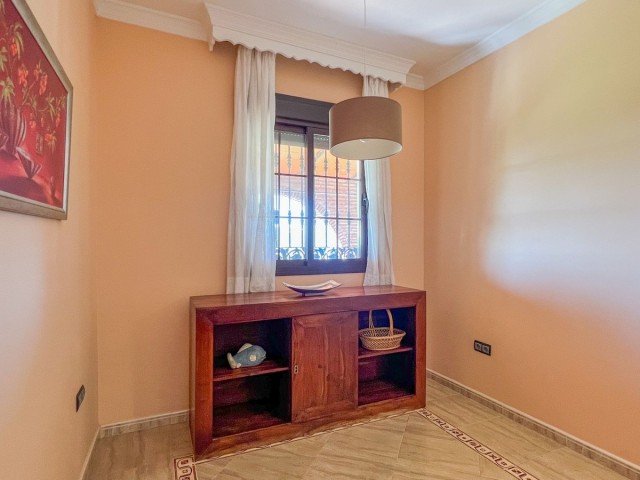 4 Soveroms Villa i Mijas