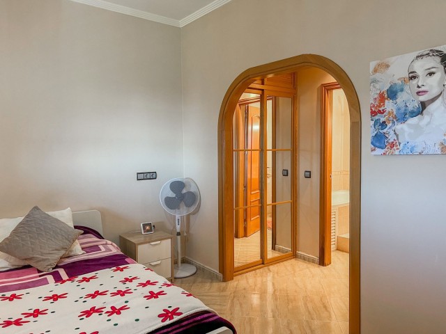4 Soveroms Villa i Mijas