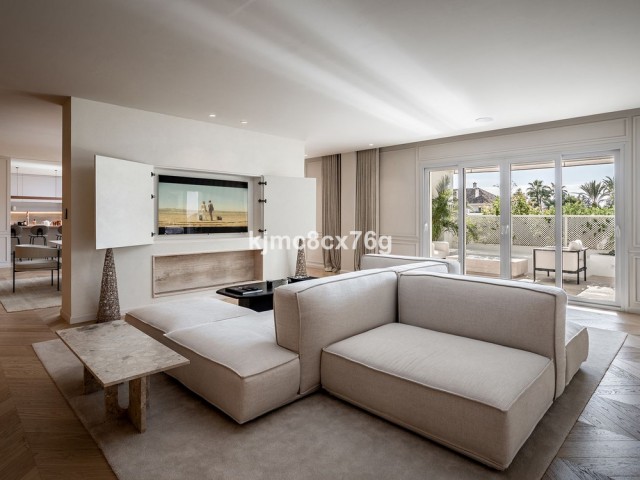 4 Bedrooms Apartment in The Golden Mile