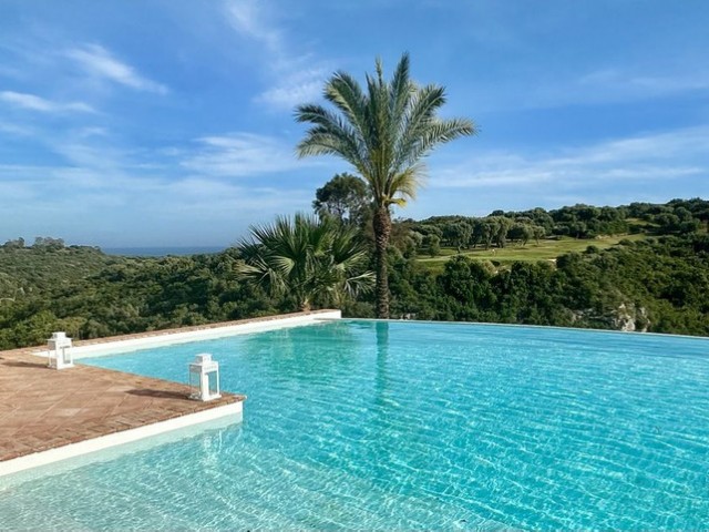 7 Bedrooms Villa in Sotogrande Alto