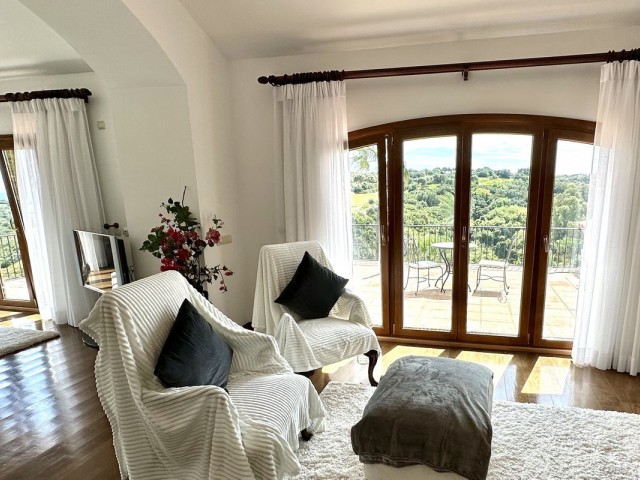 7 Bedrooms Villa in Sotogrande Alto