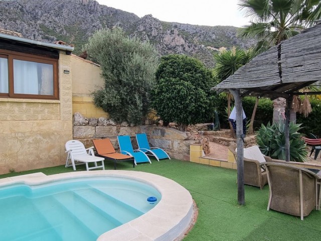 3 Schlafzimmer Villa in Casares
