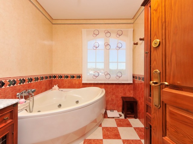 5 Sovrums Villa i Mijas Costa