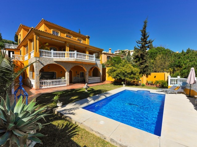 5 Sovrums Villa i Mijas Costa