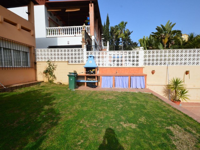 Villa, Marbella, R4276150