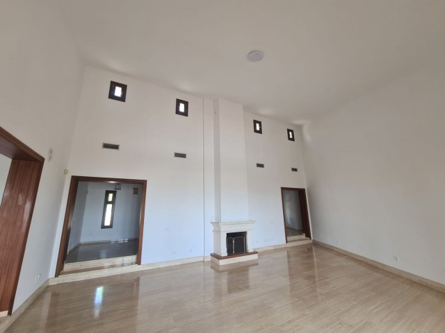 8 Schlafzimmer Villa in La Capellania