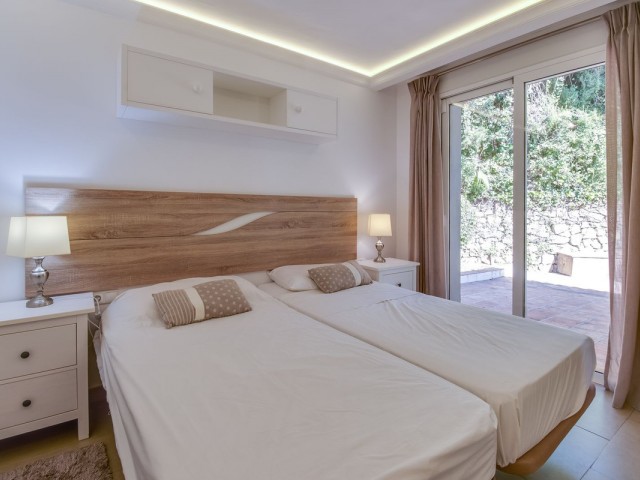 6 Bedrooms Villa in Nueva Andalucía