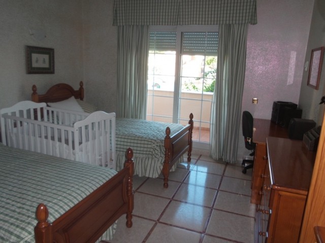 5 Bedrooms Villa in Alhaurín de la Torre