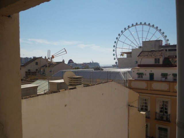 Apartamento con 2 Dormitorios  en Málaga