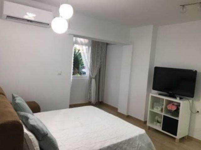 12 Soveroms Villa i Estepona