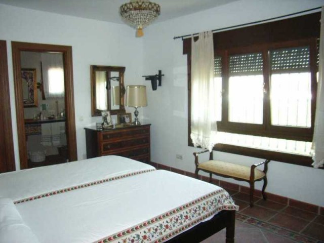 Villa avec 8 Chambres  à Cártama