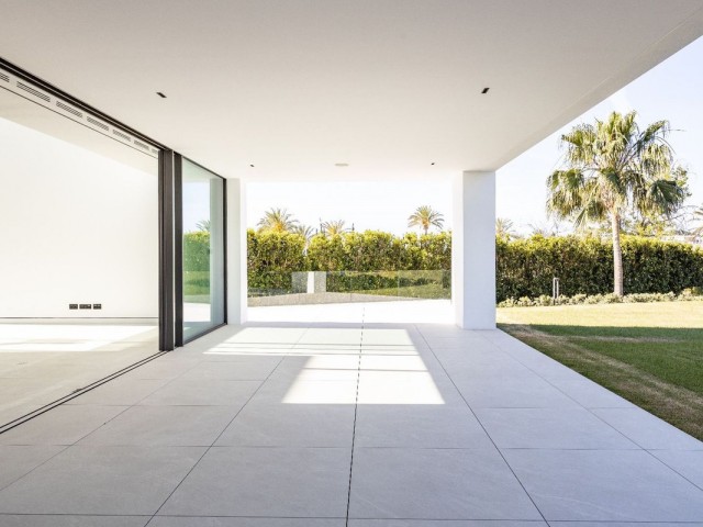 3 Bedrooms Villa in The Golden Mile