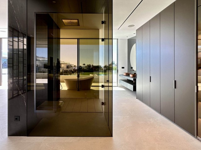 3 Bedrooms Villa in The Golden Mile