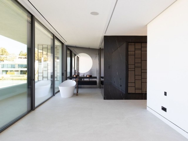 3 Bedrooms Villa in The Golden Mile