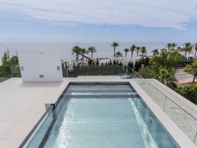 3 Bedrooms Villa in The Golden Mile