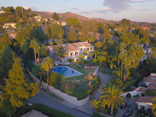 Villa con 7 Dormitorios  en Hacienda Las Chapas