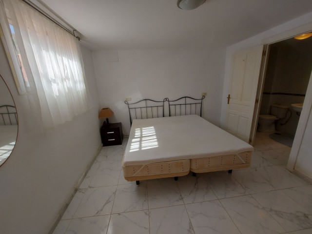 4 Bedrooms Apartment in La Duquesa