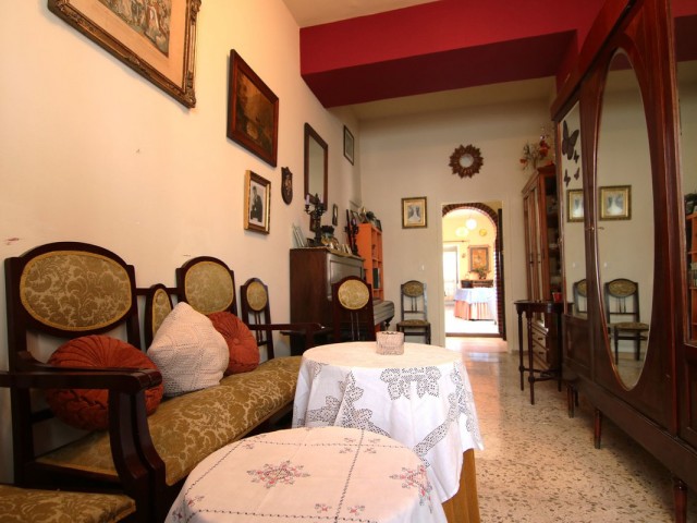 Villa avec 5 Chambres  à Coín