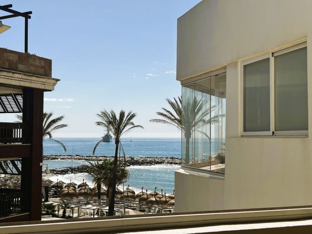 2 Bedrooms Apartment in Puerto Banús