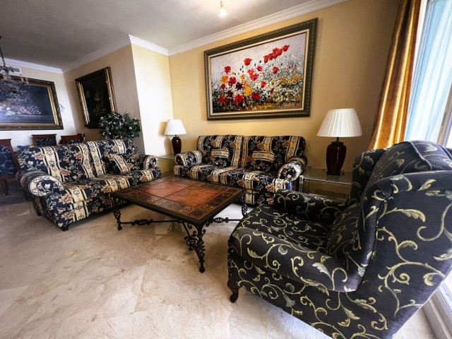 2 Bedrooms Apartment in Puerto Banús