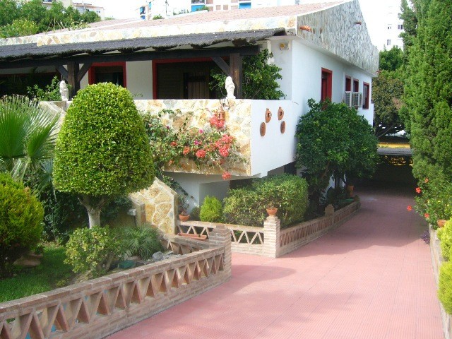 Villa, Marbella, R254326
