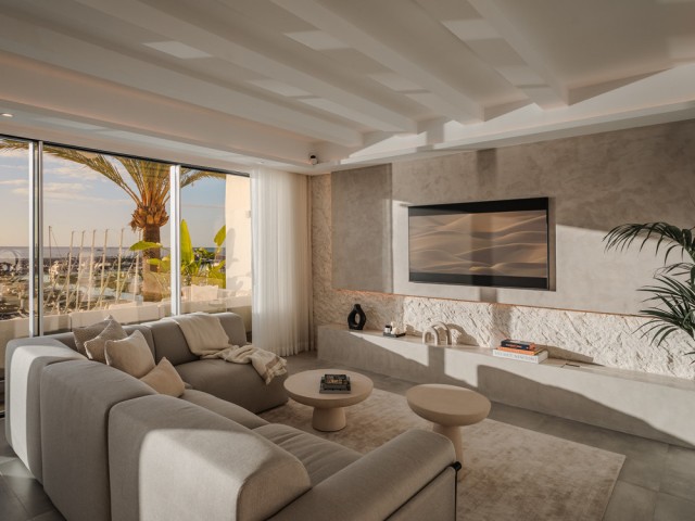 Kattohuoneisto, Puerto Banús, R4300624