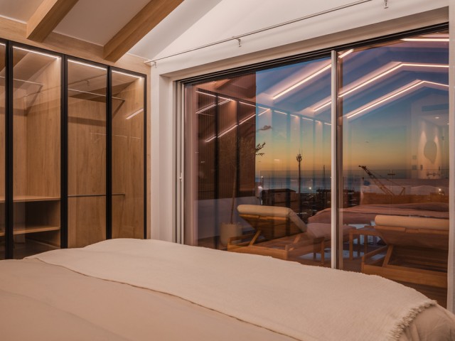 Kattohuoneisto Puerto Banús