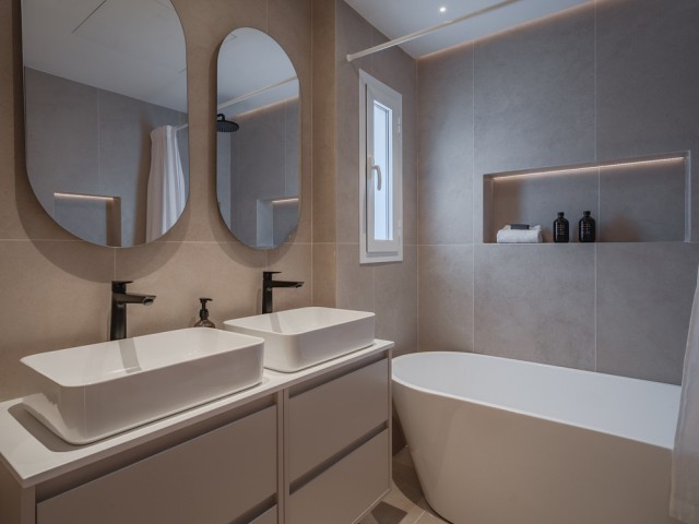 Kattohuoneisto Puerto Banús