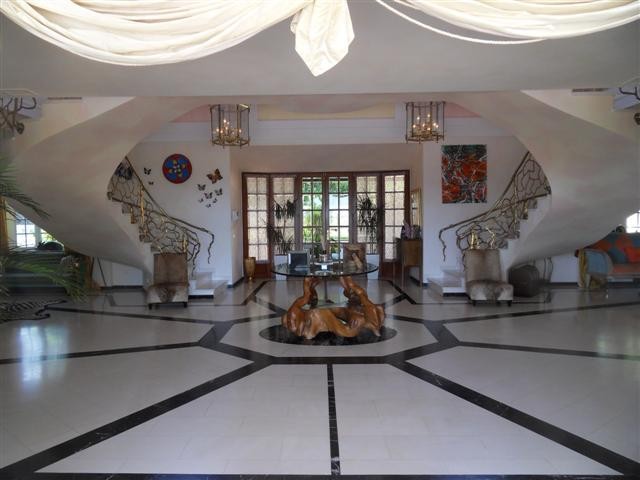 8 Sovrums Villa i La Quinta