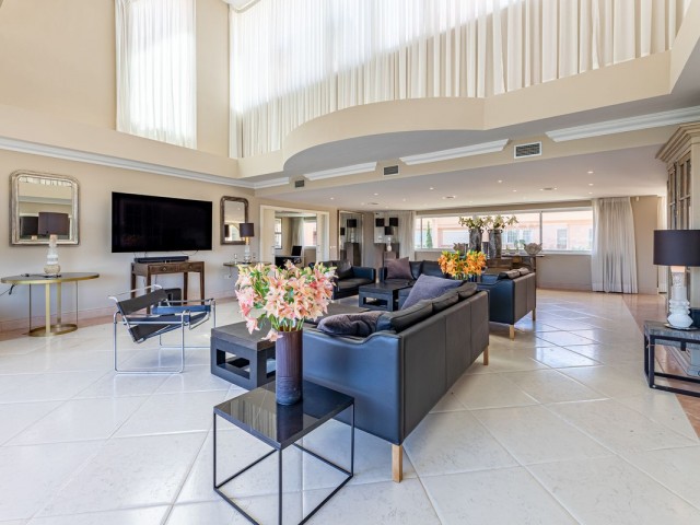 Penthouse in Nueva Andalucía