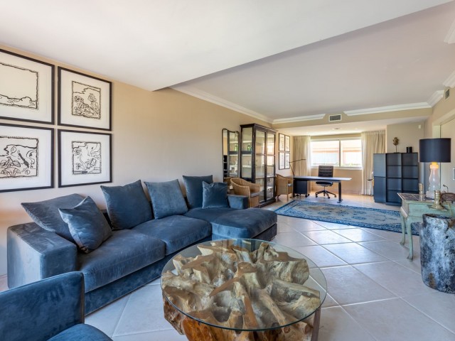 Penthouse in Nueva Andalucía