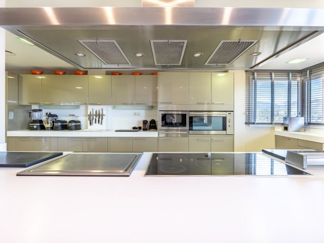 Penthouse in Nueva Andalucía