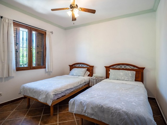 4 Schlafzimmer Villa in Coín