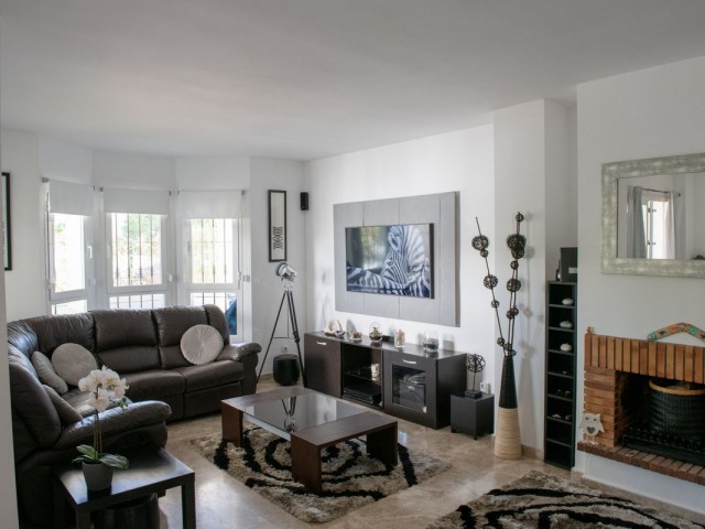 Apartment, Nueva Andalucia, R4305901