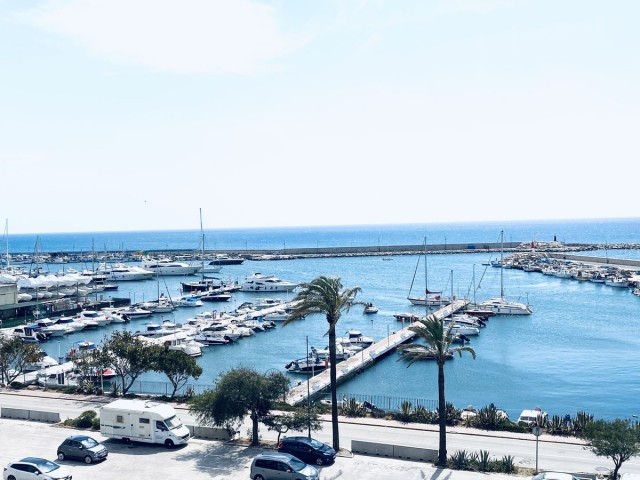 5 Slaapkamer Rijtjeshuis in Estepona