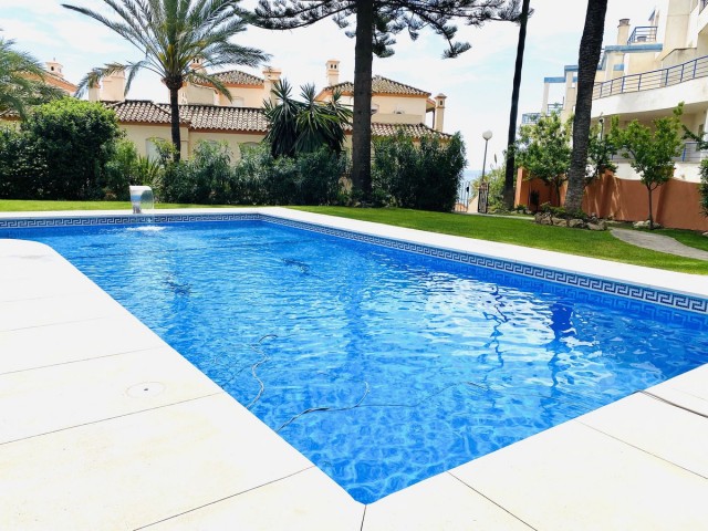 5 Slaapkamer Rijtjeshuis in Estepona