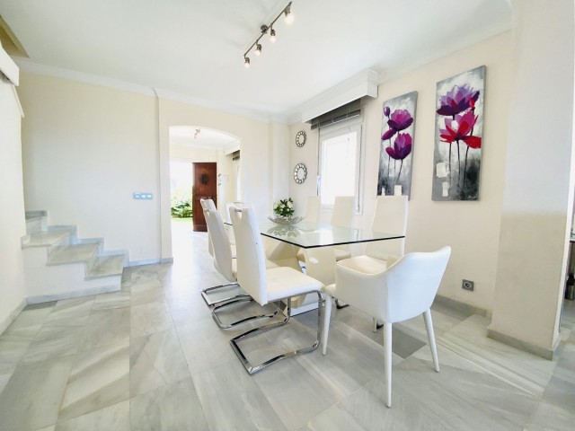 5 Slaapkamer Rijtjeshuis in Estepona