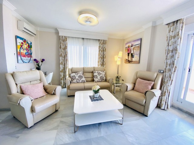 5 Slaapkamer Rijtjeshuis in Estepona