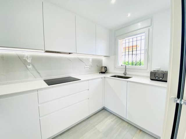 5 Slaapkamer Rijtjeshuis in Estepona