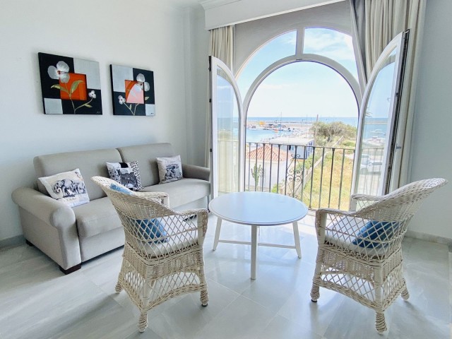5 Slaapkamer Rijtjeshuis in Estepona