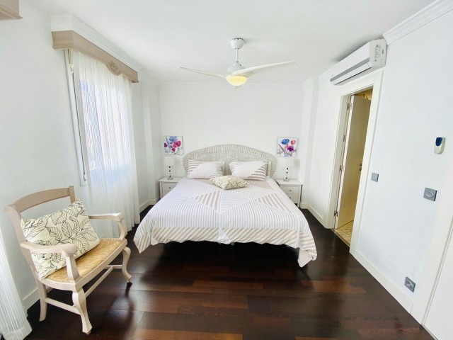 5 Slaapkamer Rijtjeshuis in Estepona